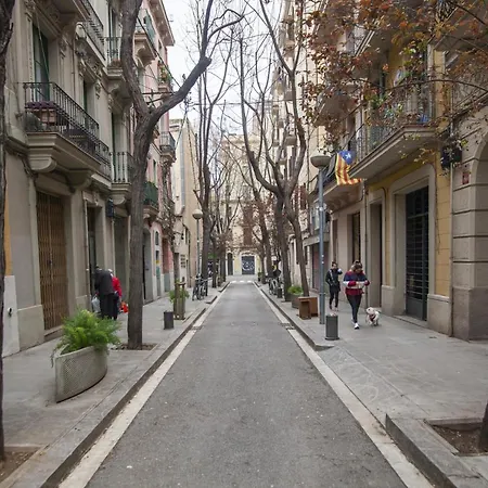 E2mai1047- Fantastic Next To Sagrada Familia Barselona